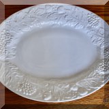 P05. White platter. 